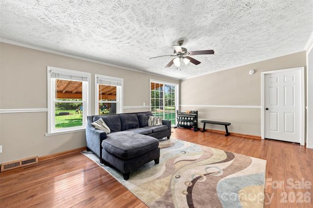 1973 Davis Circle, Clover, SC 29710