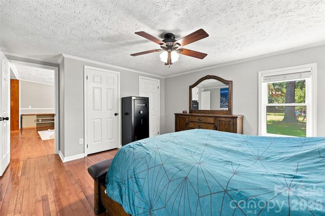 1973 Davis Circle, Clover, SC 29710