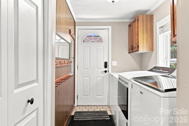 1973 Davis Circle, Clover, SC 29710