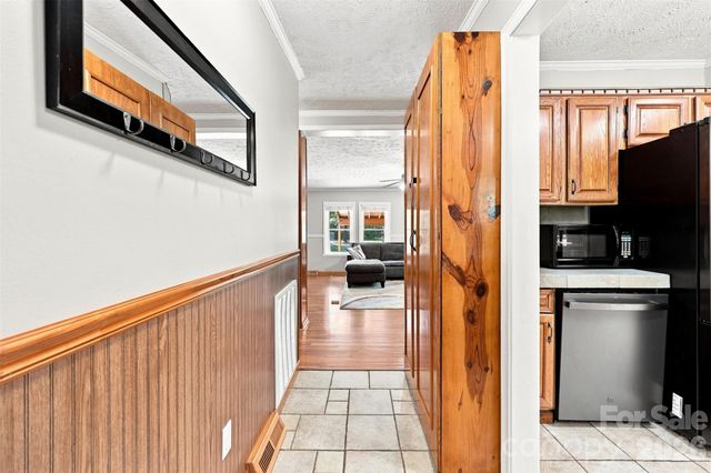 1973 Davis Circle, Clover, SC 29710