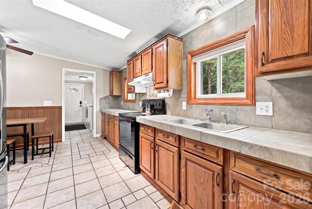 1973 Davis Circle, Clover, SC 29710