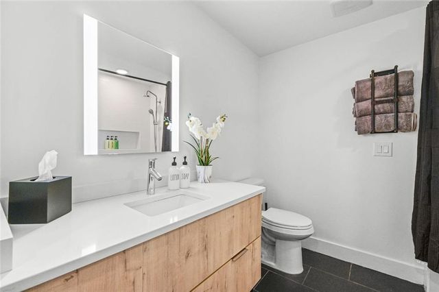 346 Peters Street SW 203, Atlanta, GA 30313