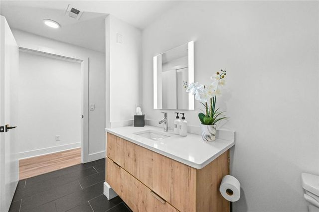 346 Peters Street SW 203, Atlanta, GA 30313