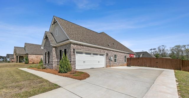 670 Charleston Mills Drive, Dothan, AL 36350