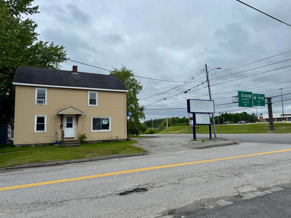 551 & 555 Center Street, Auburn, ME 04210 — photo 4