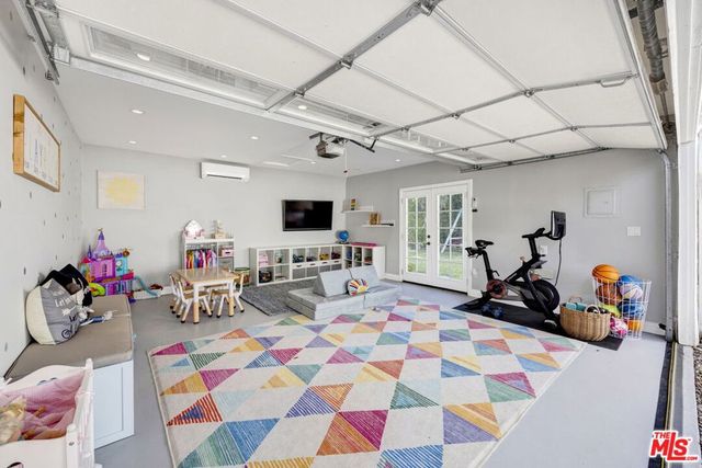 4621 Allott Avenue, Sherman Oaks, CA 91423