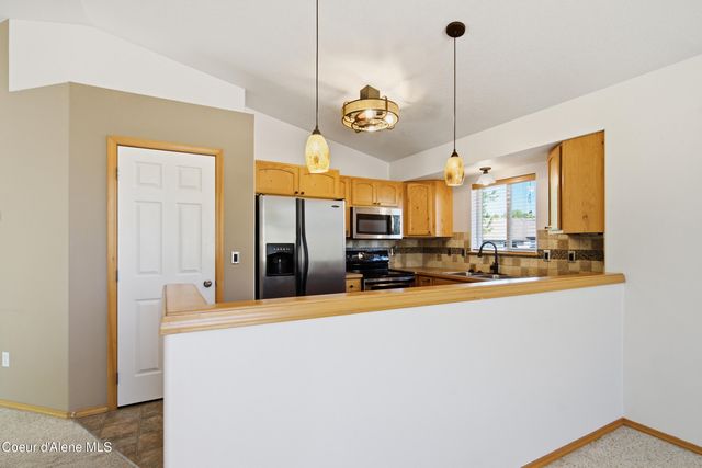 2347 N Bunchgrass DR, Post Falls, ID 83854