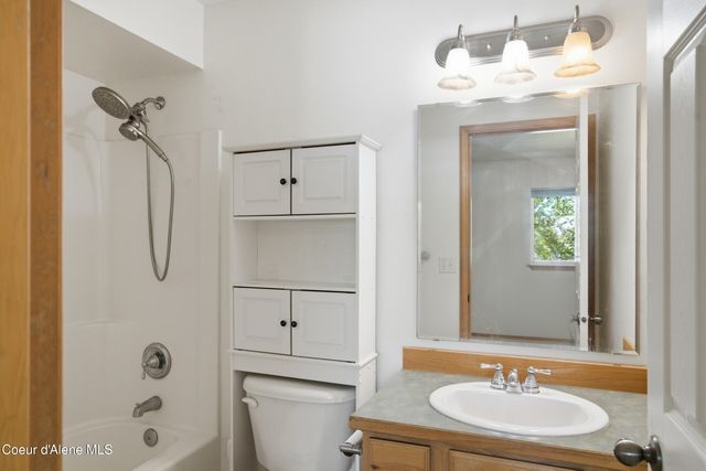 2347 N Bunchgrass DR, Post Falls, ID 83854