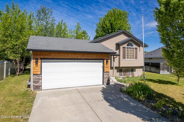 2347 N Bunchgrass DR, Post Falls, ID 83854