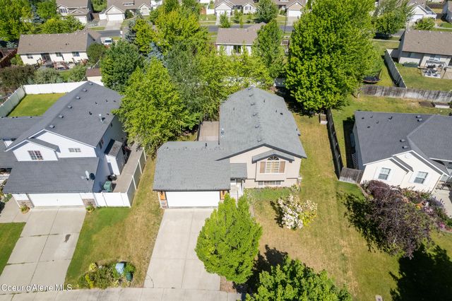 2347 N Bunchgrass DR, Post Falls, ID 83854