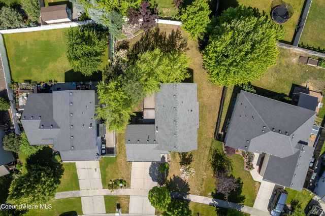 2347 N Bunchgrass DR, Post Falls, ID 83854