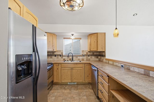 2347 N Bunchgrass DR, Post Falls, ID 83854