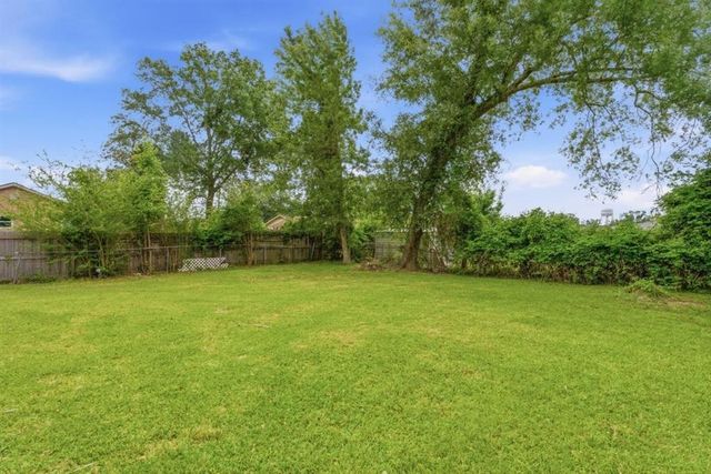 2523 Jayson Street, Sulphur, LA 70663