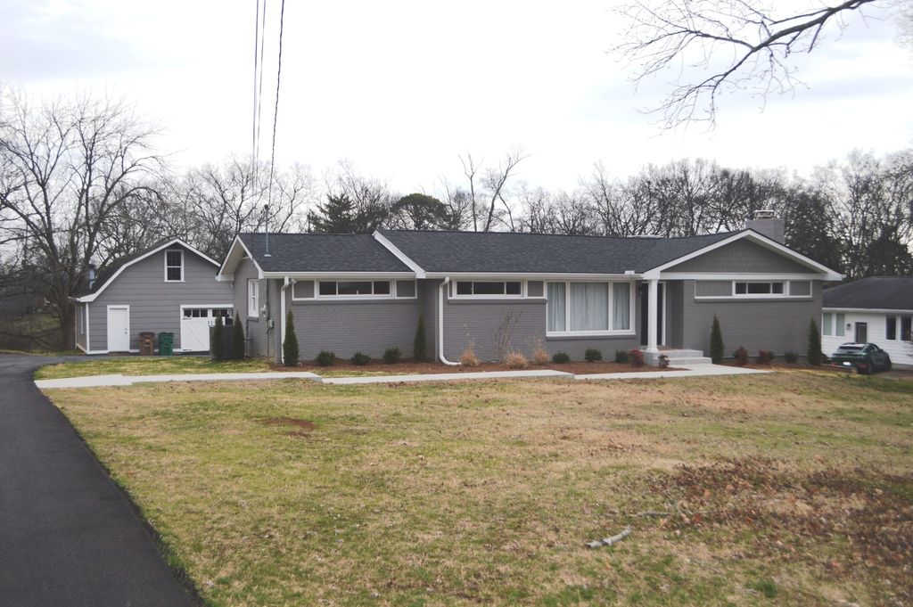 207 Donna Dr, Madison, TN 37115