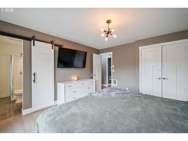 106 MONTEREY Dr, Kelso, WA 98626