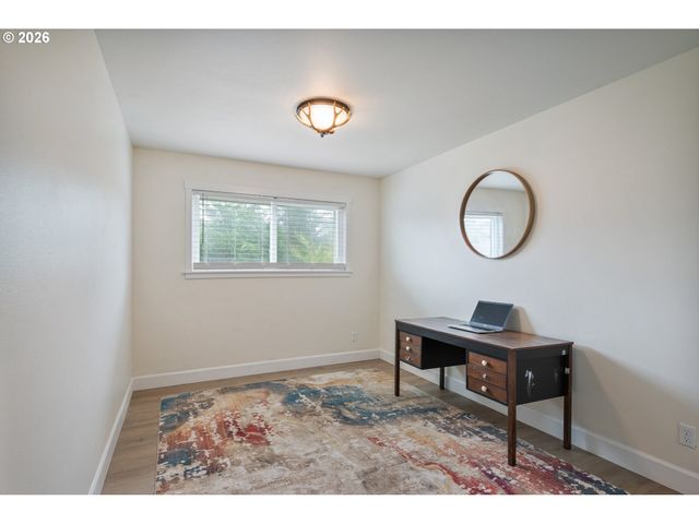 106 MONTEREY Dr, Kelso, WA 98626
