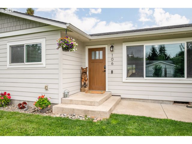 106 MONTEREY Dr, Kelso, WA 98626