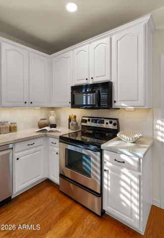 706 E WASHINGTON Street 101, Phoenix, AZ 85034