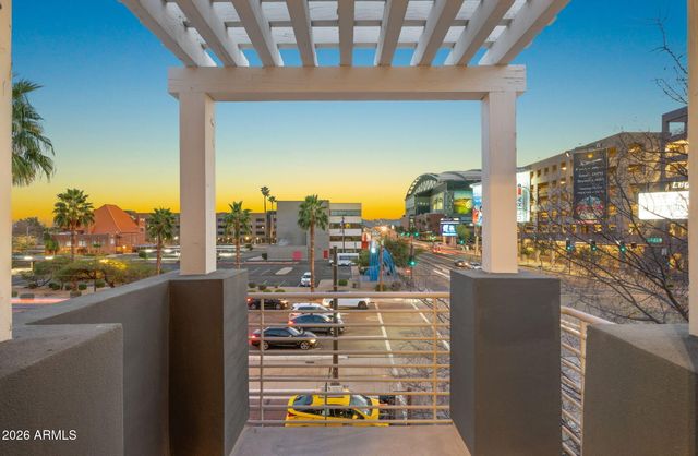 706 E WASHINGTON Street 101, Phoenix, AZ 85034