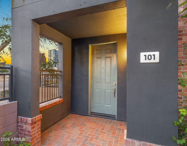 706 E WASHINGTON Street 101, Phoenix, AZ 85034