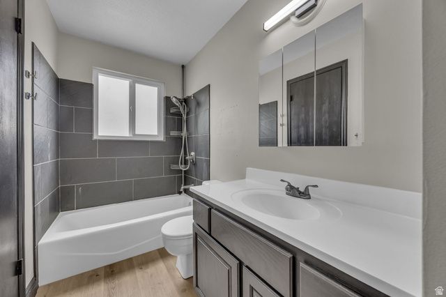 4933 S 3900 W, Roy, UT 84067