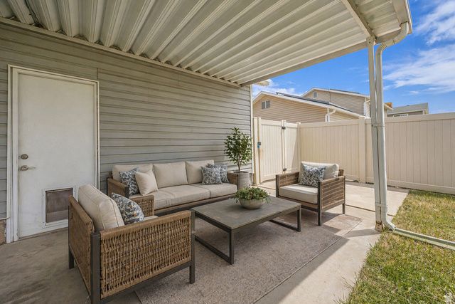 4933 S 3900 W, Roy, UT 84067