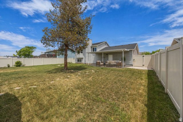 4933 S 3900 W, Roy, UT 84067
