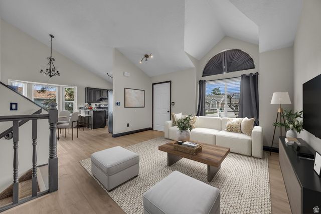 4933 S 3900 W, Roy, UT 84067