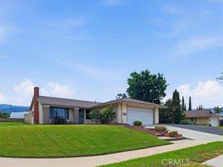 900 Cortez, Corona, CA 92882