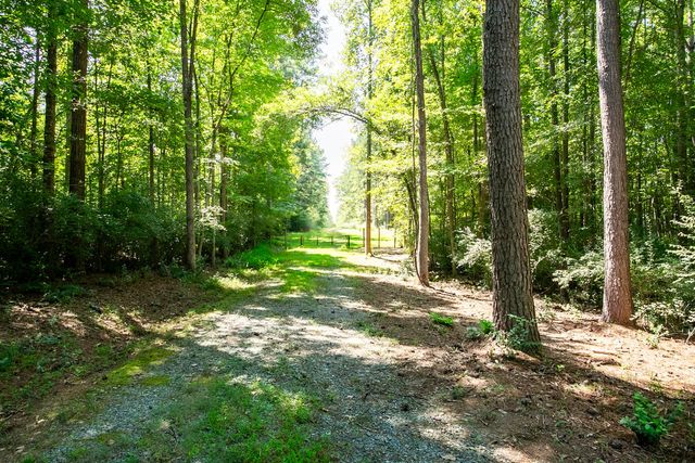 873 Six Mile Road, Chapel Hill, NC 27516