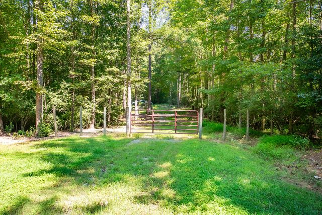873 Six Mile Road, Chapel Hill, NC 27516