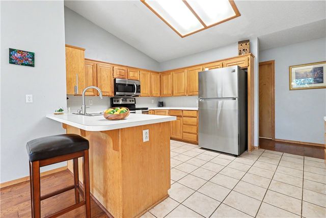 74 Churchill Drive, Bella Vista, AR 72715