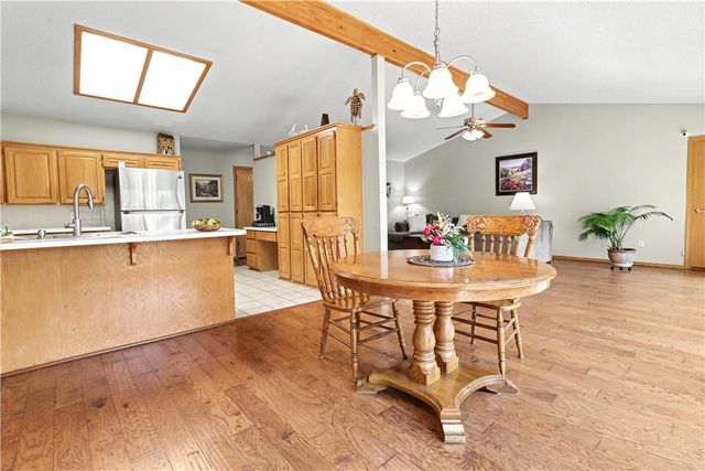 74 Churchill Drive, Bella Vista, AR 72715