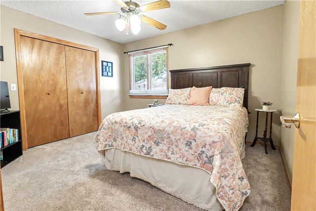 74 Churchill Drive, Bella Vista, AR 72715