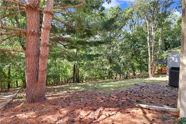 74 Churchill Drive, Bella Vista, AR 72715