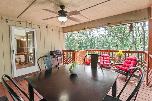 74 Churchill Drive, Bella Vista, AR 72715