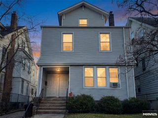 64 Schuyler Avenue 2, Newark, NJ 07112