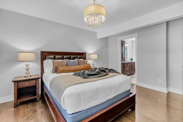 4213 Wooddale Avenue S, Saint Louis Park, MN 55416