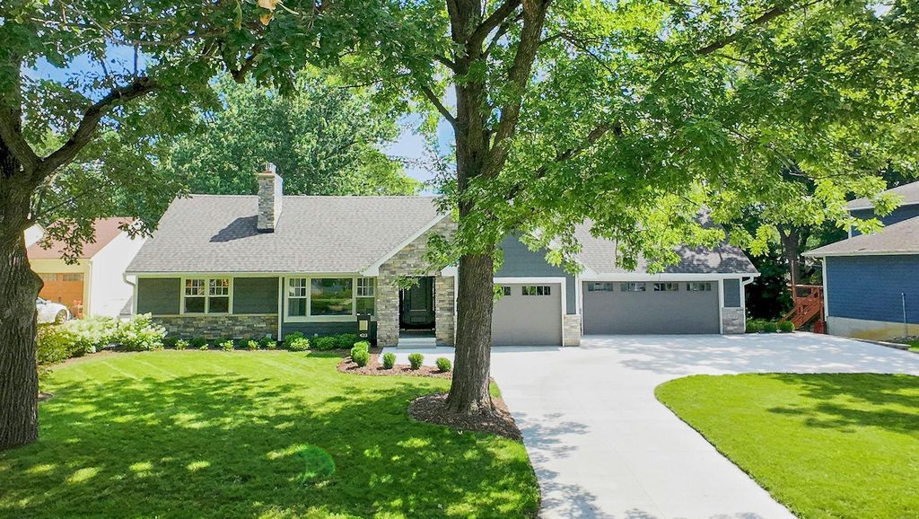 4213 Wooddale Avenue S, Saint Louis Park, MN 55416