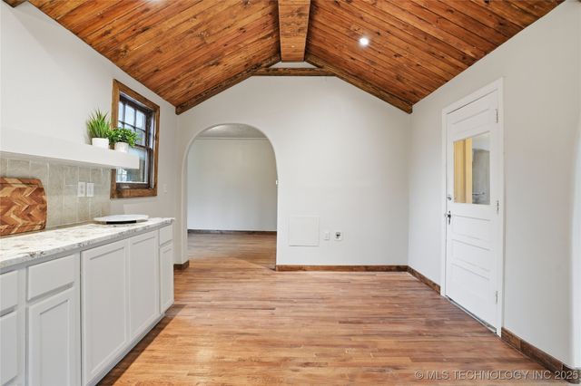 5510 S Sheridan Road, Tulsa, OK 74145