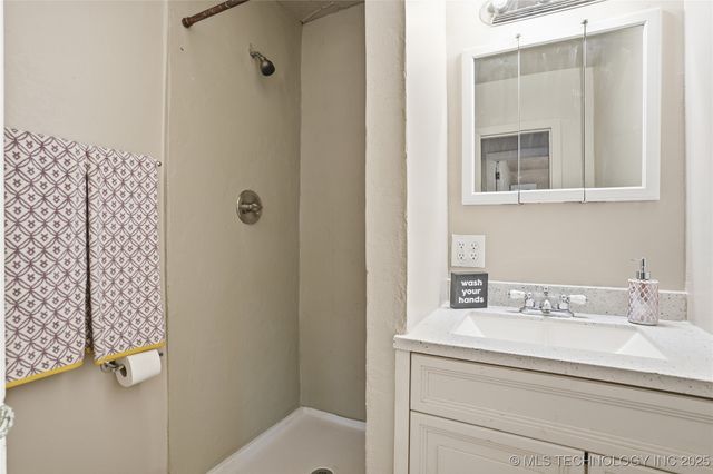 5510 S Sheridan Road, Tulsa, OK 74145