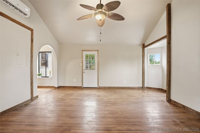 5510 S Sheridan Road, Tulsa, OK 74145