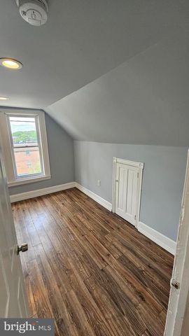 4124 LONGSHORE AVE, Philadelphia, PA 19135