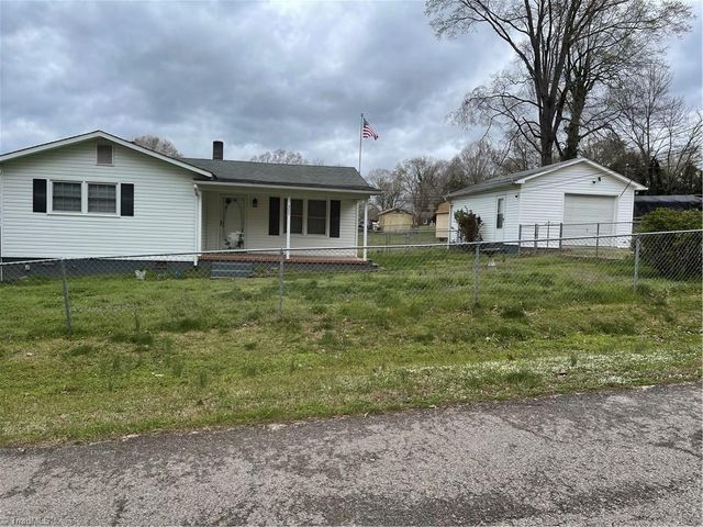 225 JACKSON Street, Eden, NC 27288