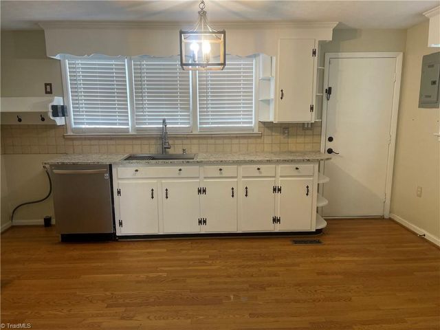 225 JACKSON Street, Eden, NC 27288