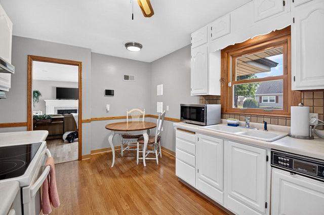 3704 77th STREET, Kenosha, WI 53142