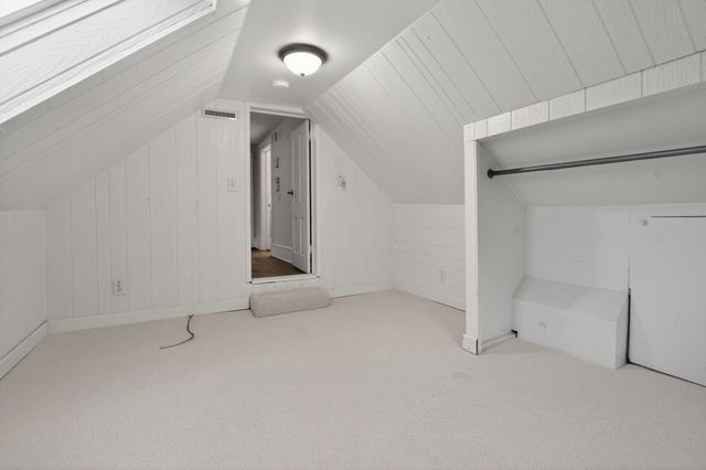 321 22nd Avenue NE, Minneapolis, MN 55418