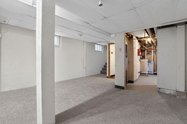 321 22nd Avenue NE, Minneapolis, MN 55418