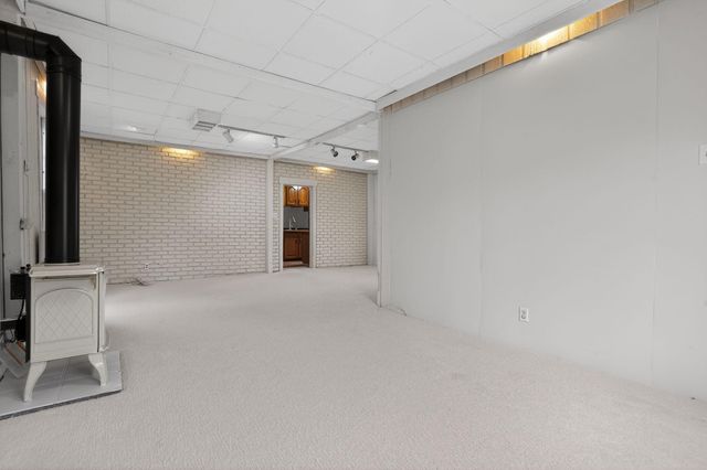 321 22nd Avenue NE, Minneapolis, MN 55418