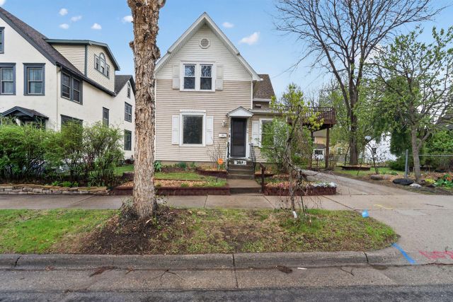 321 22nd Avenue NE, Minneapolis, MN 55418